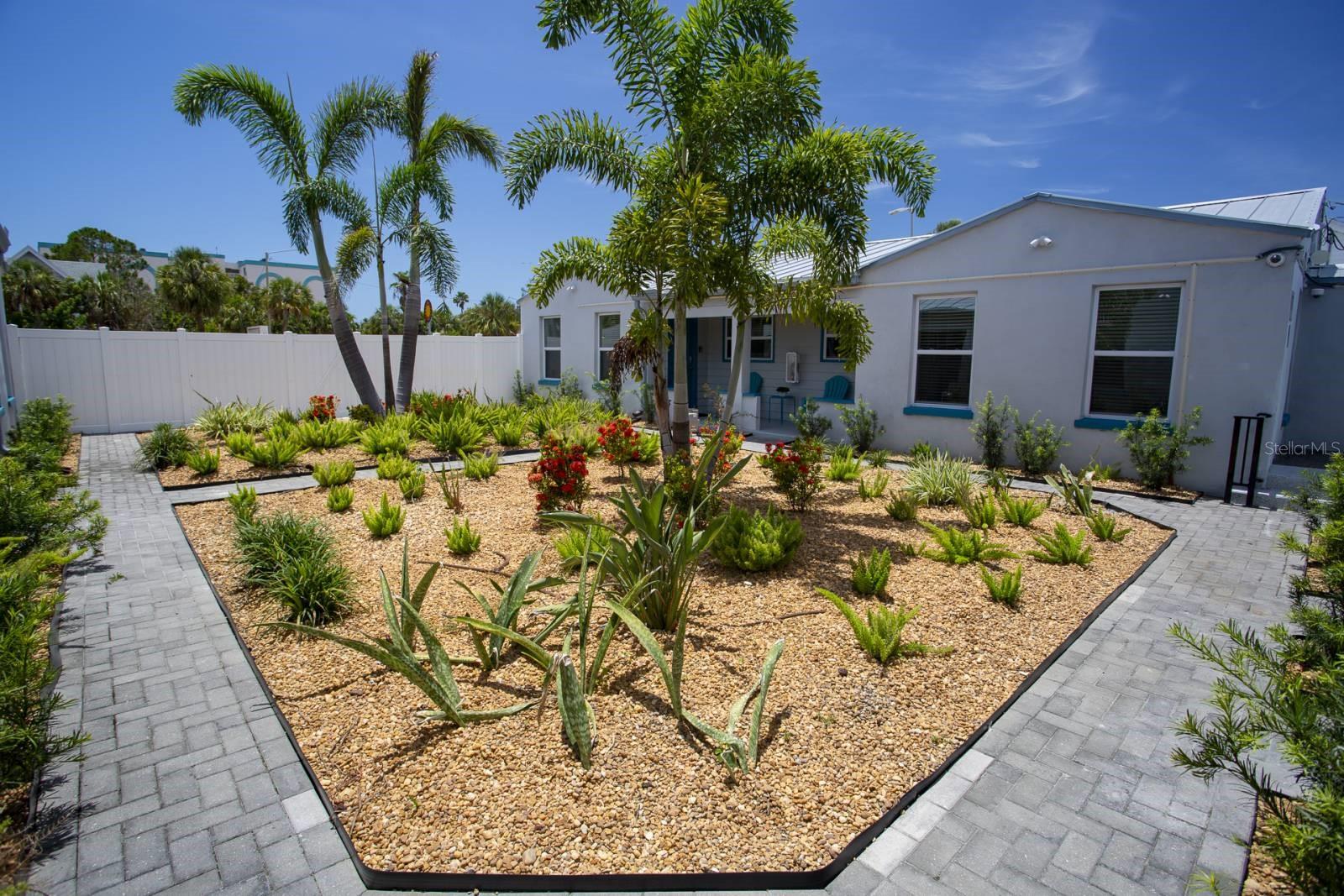 Image 28 of 48 For 12315 Gulf Boulevard 1-8