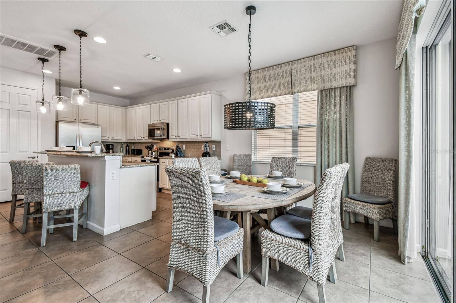 Image 17 of 52 For 2588 Shanti Drive