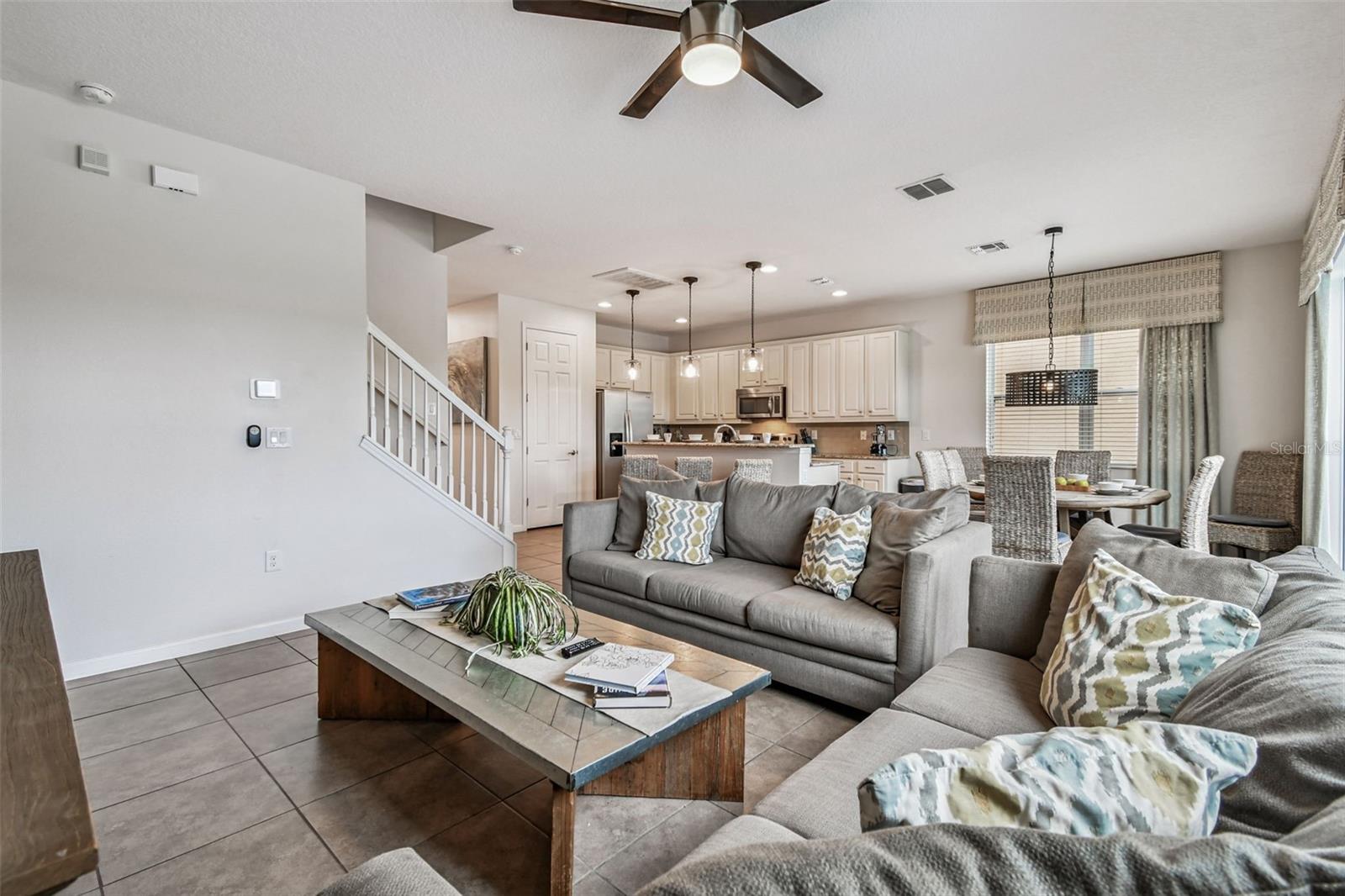 Image 18 of 52 For 2588 Shanti Drive