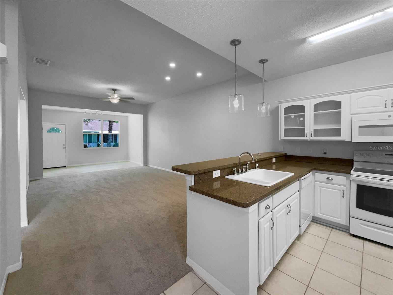 Image 8 of 26 For 1011 Radison Avenue 52