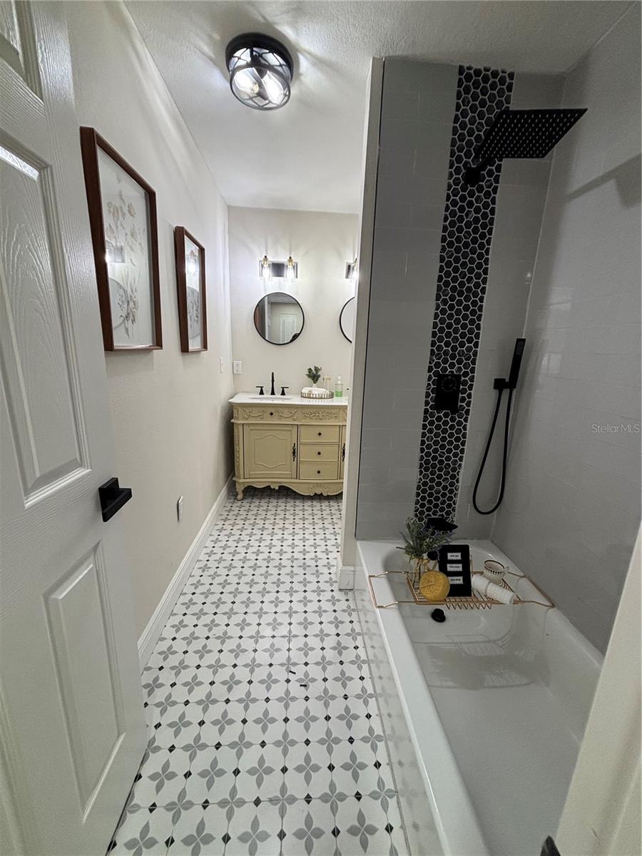 Image 13 of 39 For 6508 34th Street