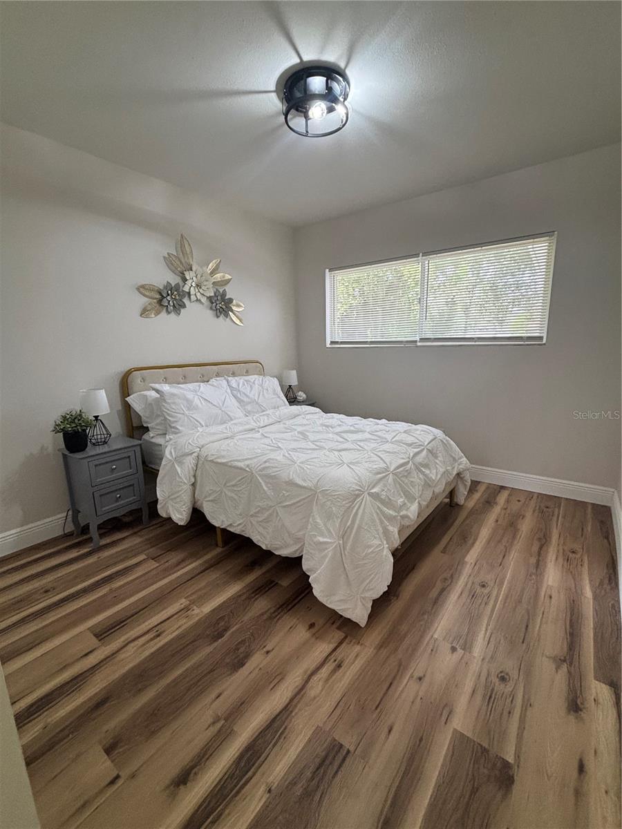 Image 18 of 39 For 6508 34th Street