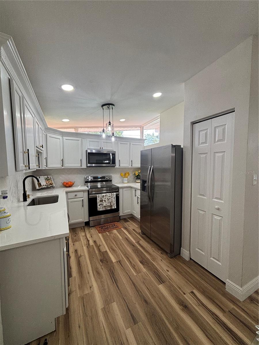 Image 29 of 39 For 6508 34th Street