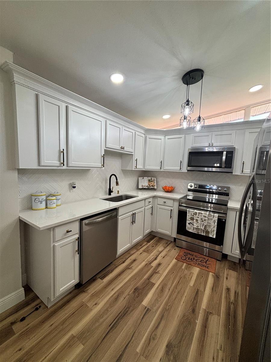 Image 30 of 39 For 6508 34th Street