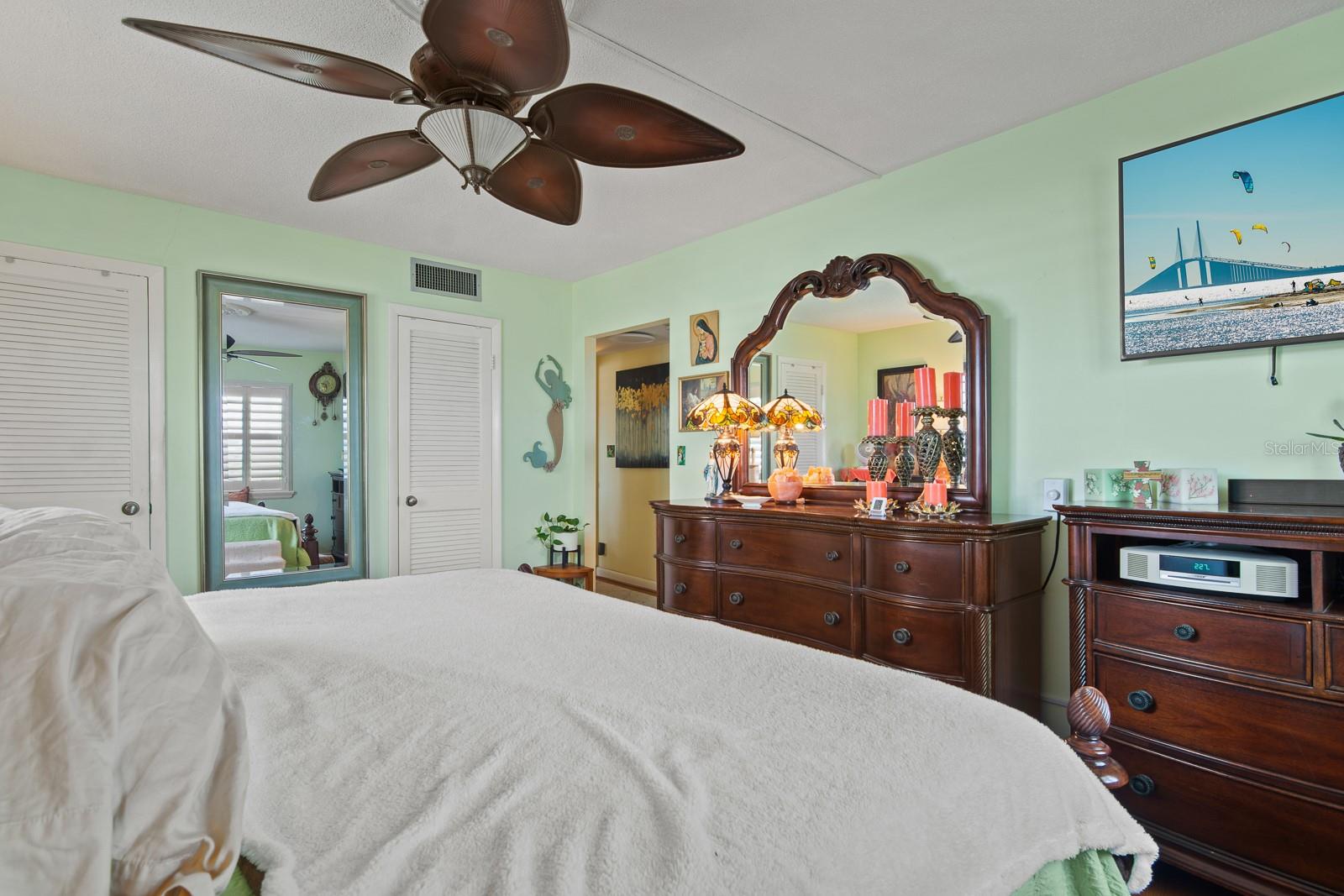 Image 16 of 39 For 420 64th Avenue 202