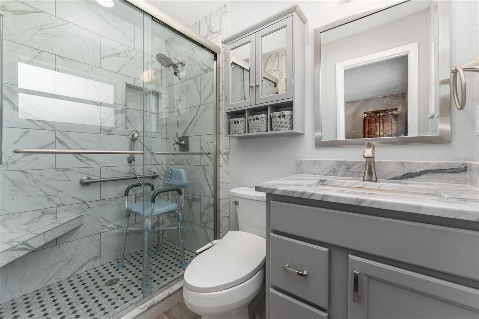 Image 19 of 37 For 7730 White Road