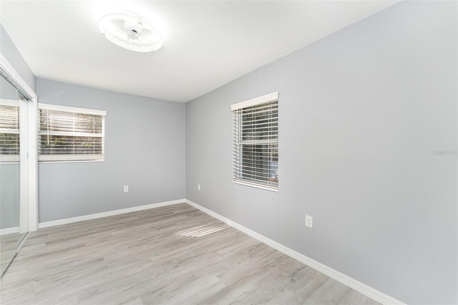 Image 25 of 37 For 7730 White Road