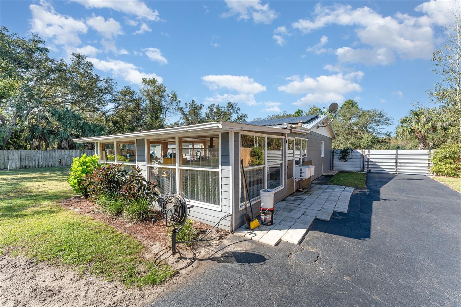 Image 33 of 37 For 7730 White Road