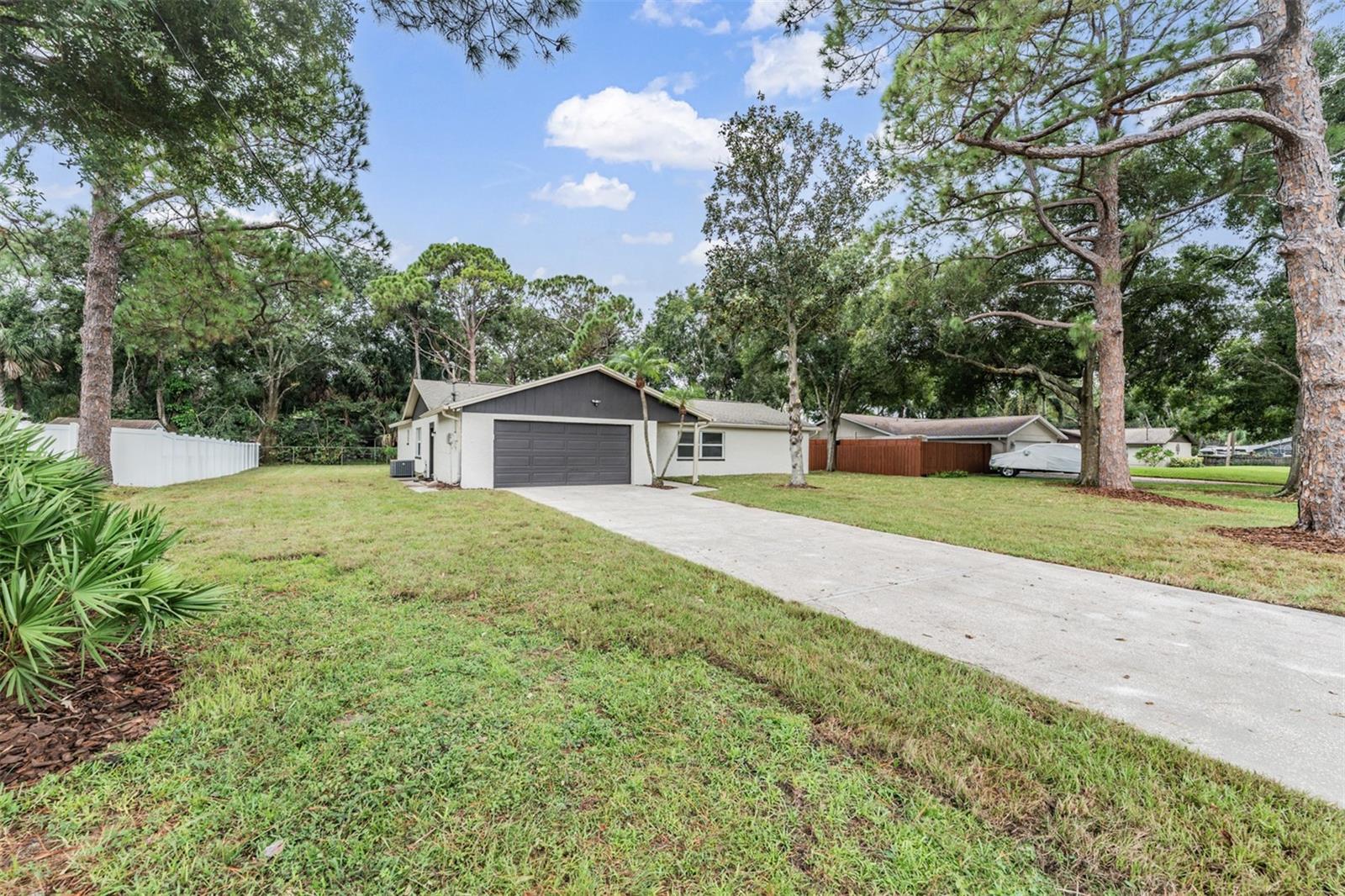 Image 28 of 32 For 9504 Cluster Avenue