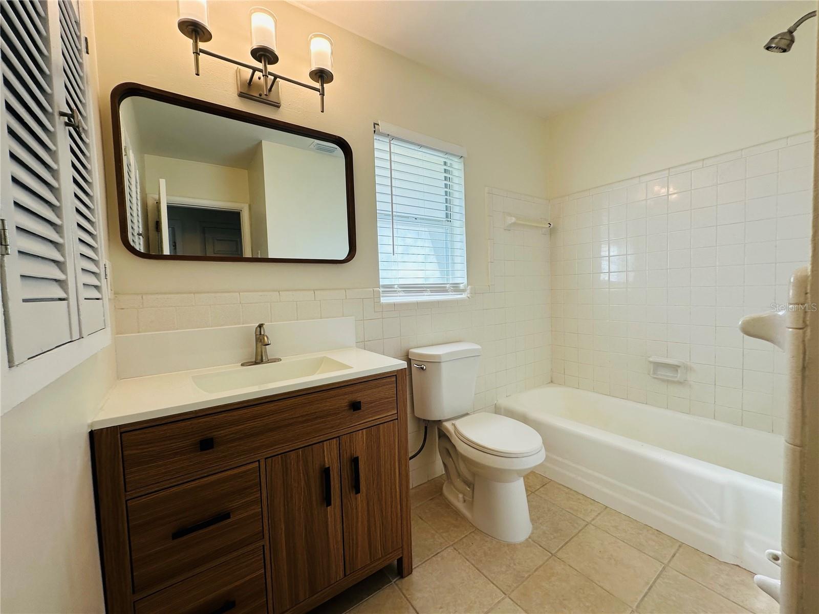 Image 9 of 14 For 218 Maywood Avenue