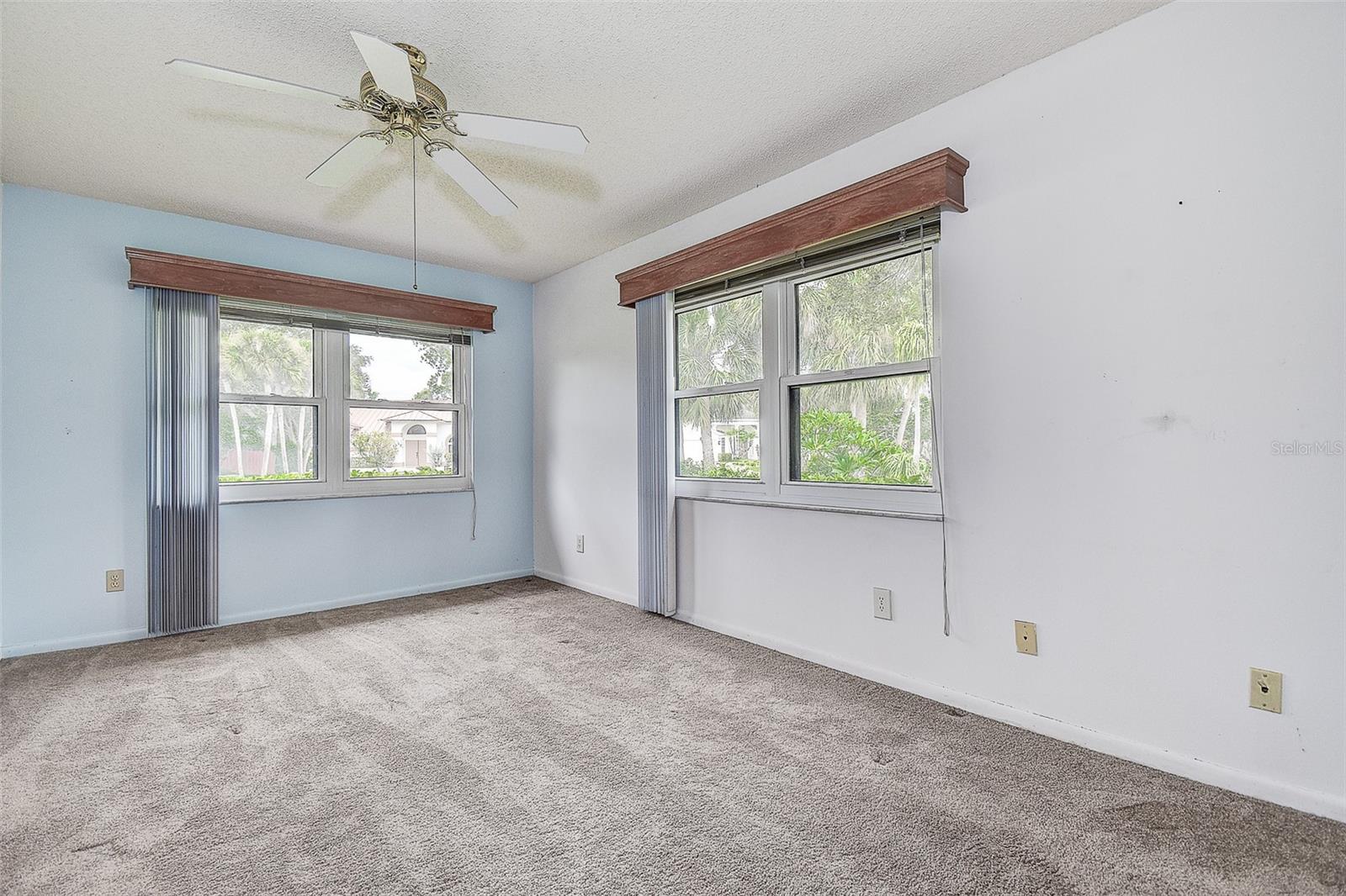 Image 29 of 38 For 9981 Lake Seminole Drive W