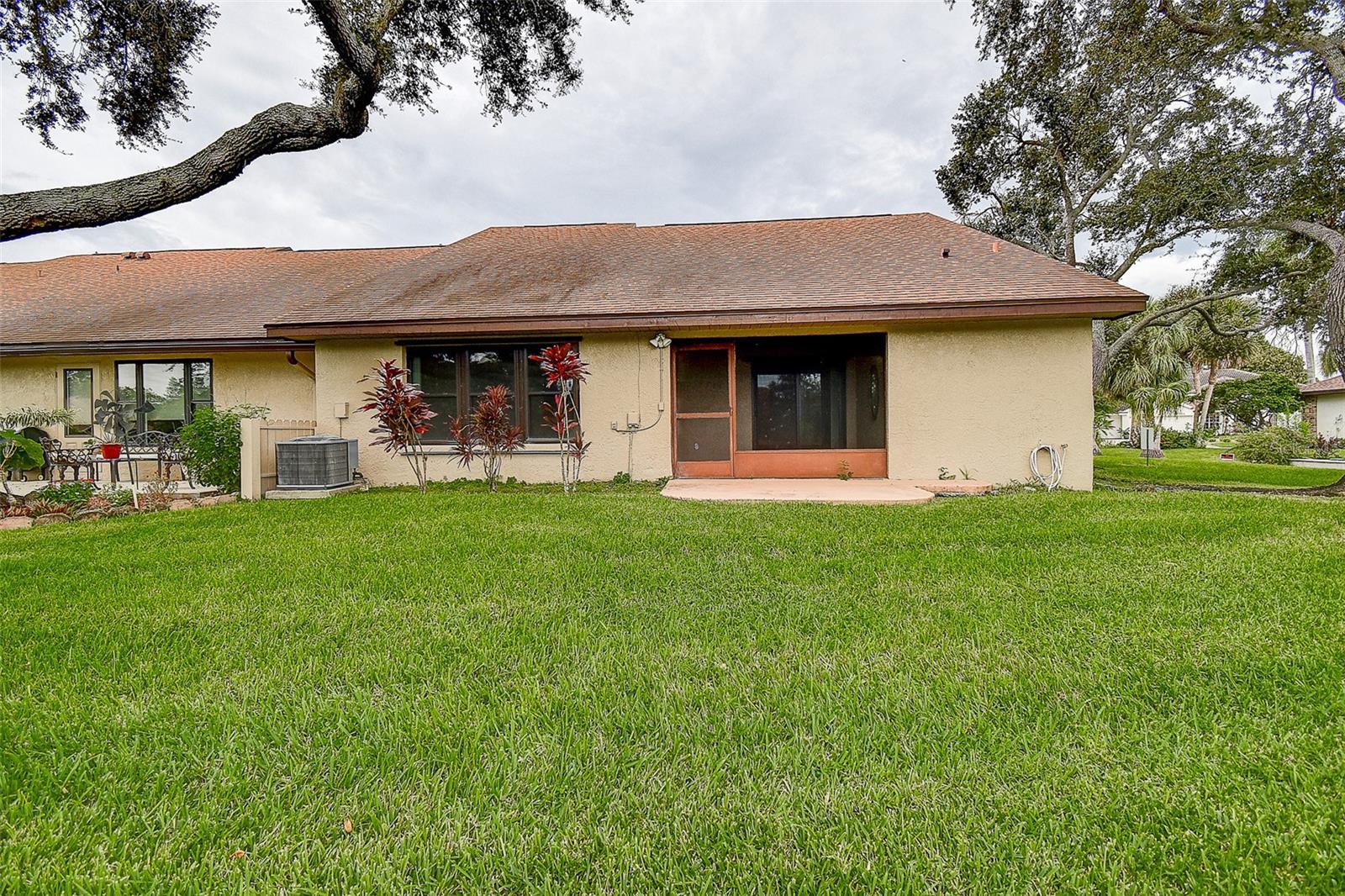 Image 36 of 38 For 9981 Lake Seminole Drive W