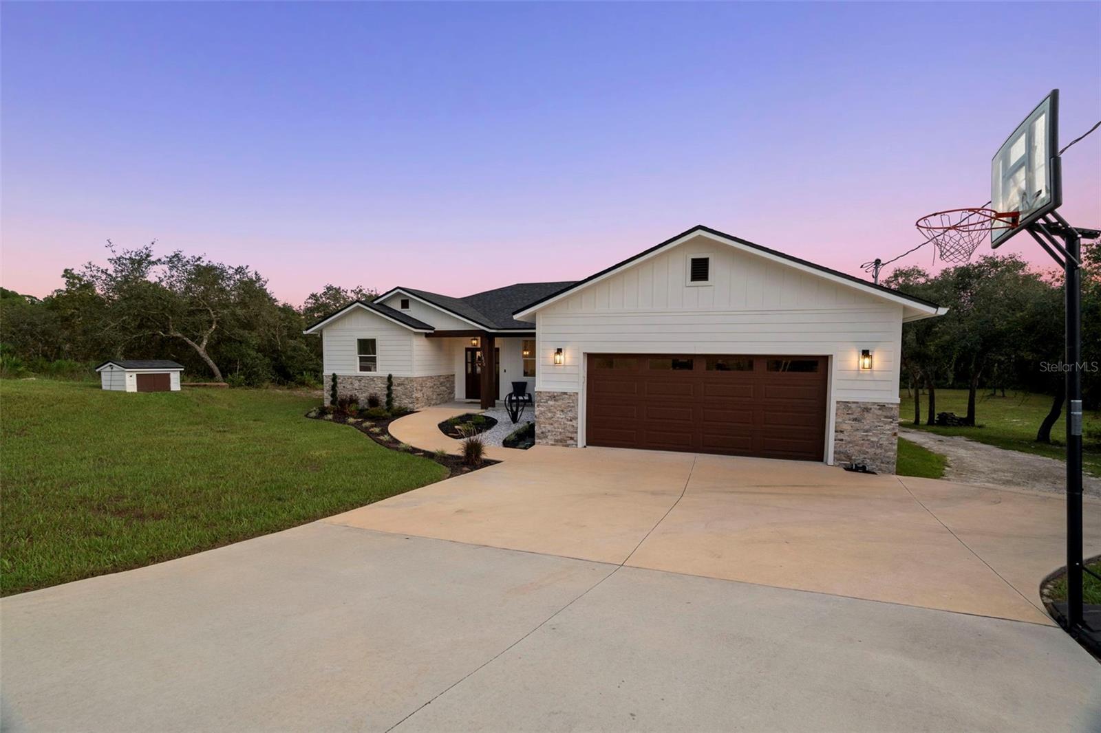 Image 3 of 49 For 34020 Cornerstone Dr