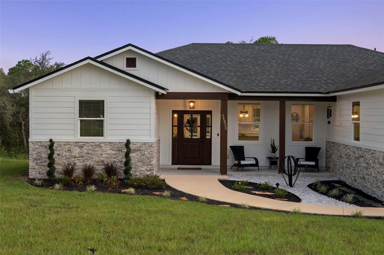 Image 4 of 49 For 34020 Cornerstone Dr