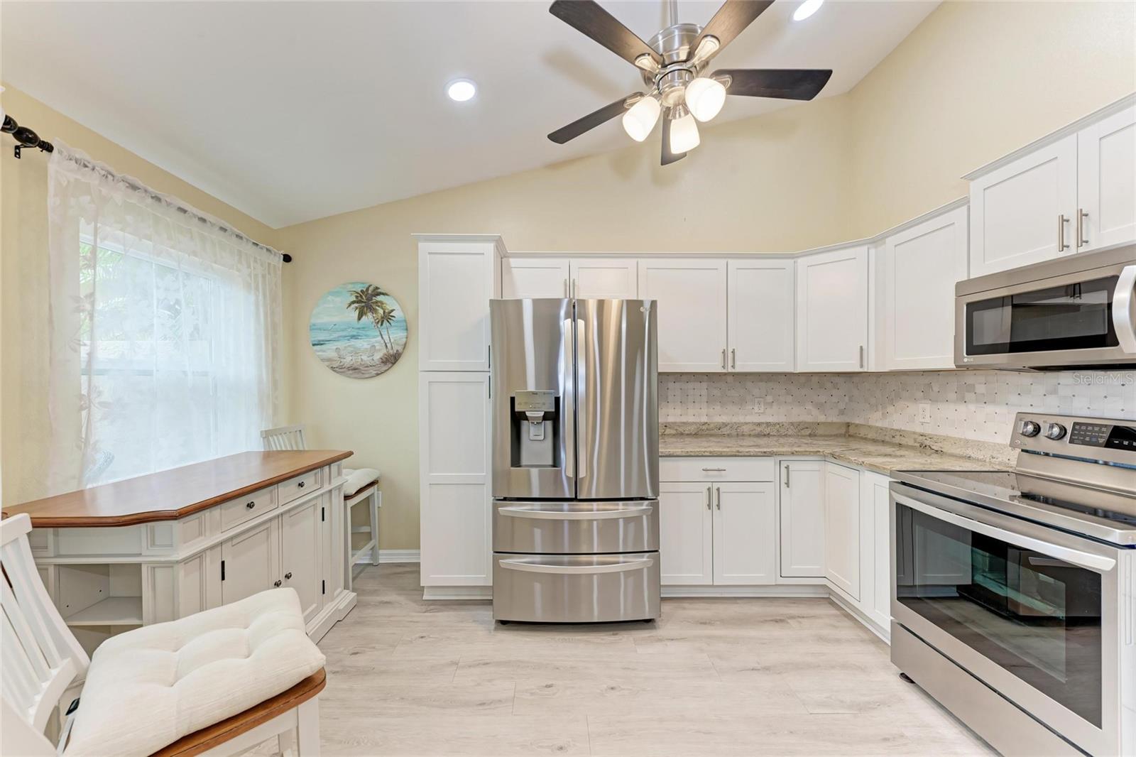 Image 13 of 99 For 5633 Monte Rosso Road