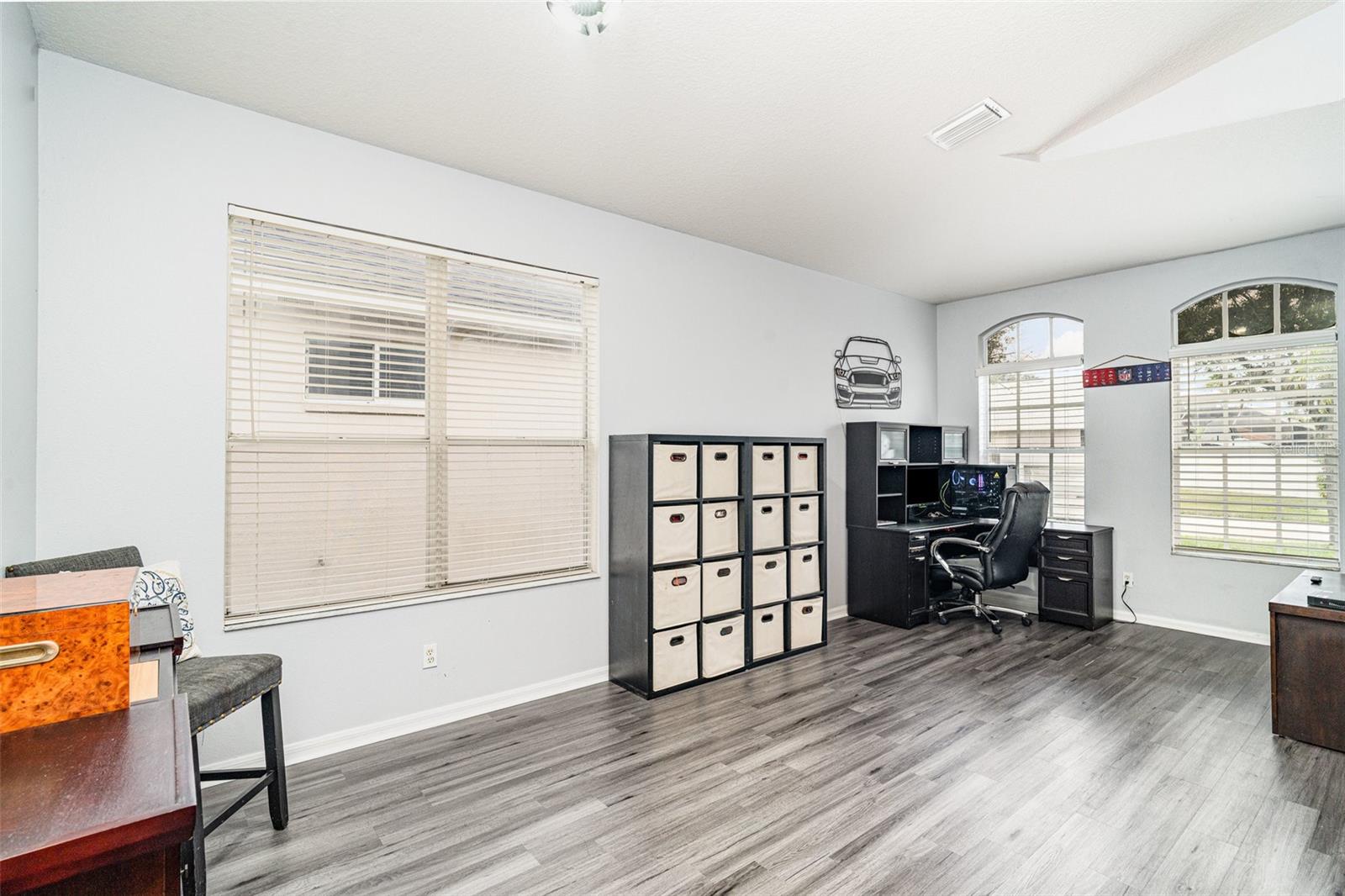 Image 14 of 31 For 13612 Sigler Street