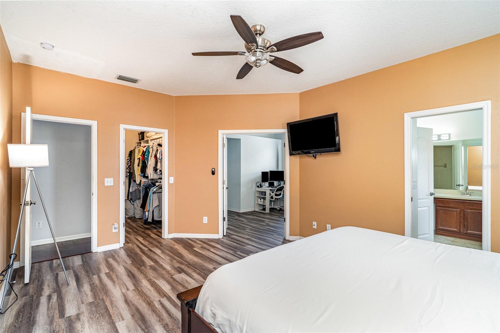 Image 17 of 31 For 13612 Sigler Street