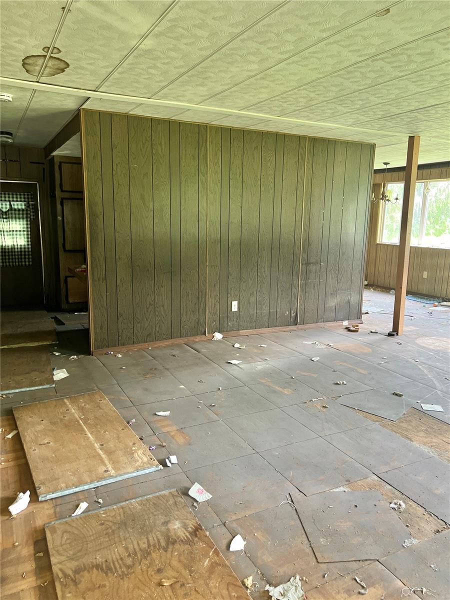 Image 33 of 49 For 2903 Williams Boulevard