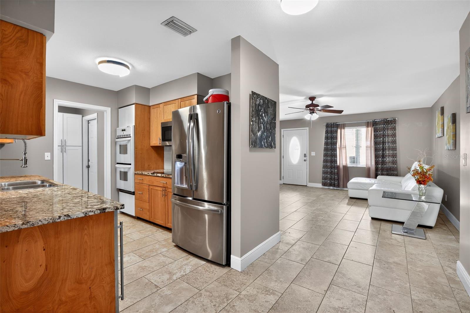 Image 10 of 30 For 10898 103rd Avenue