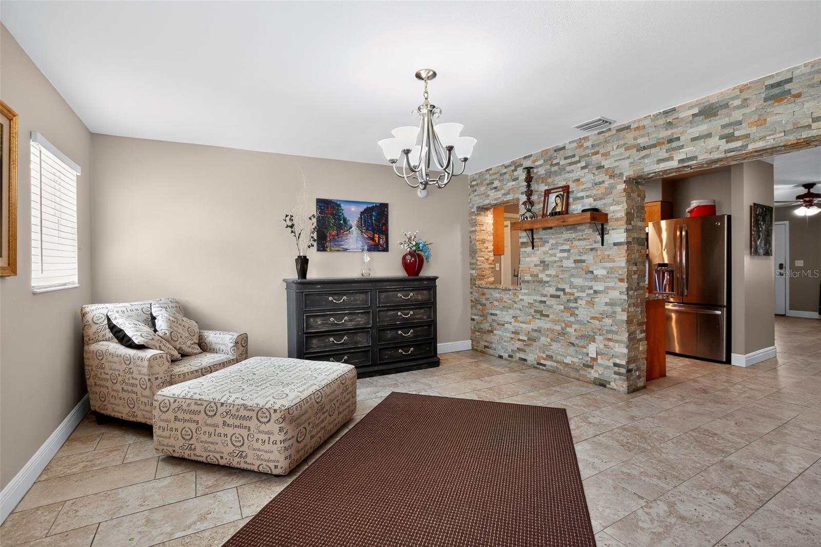 Image 14 of 30 For 10898 103rd Avenue