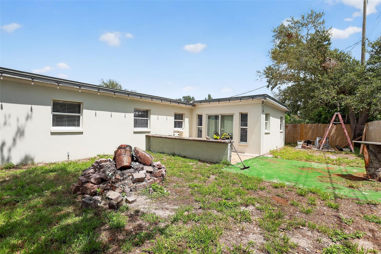 Image 30 of 30 For 10898 103rd Avenue