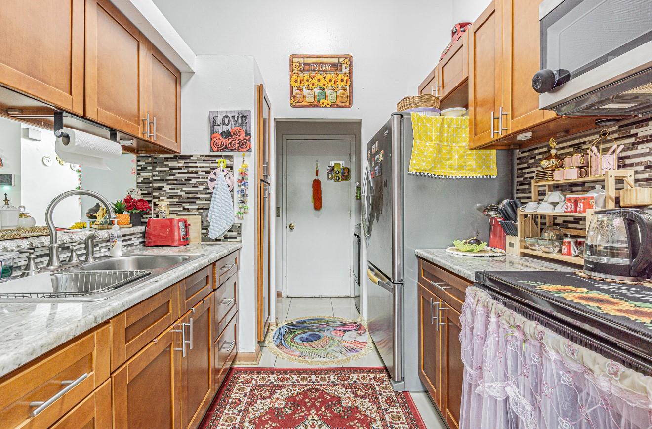Image 5 of 21 For 8210 Clermont Street