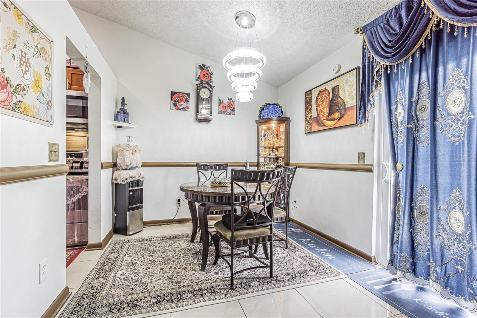 Image 6 of 21 For 8210 Clermont Street