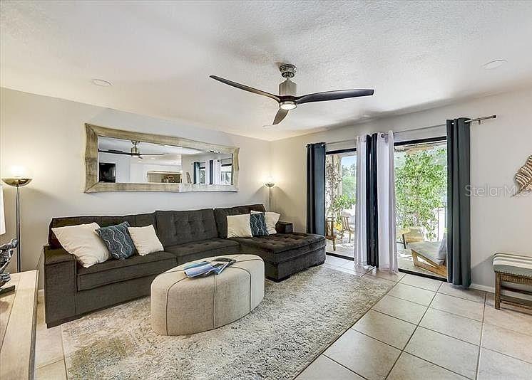 Image 19 of 32 For 6326 Grand Bahama Circle H