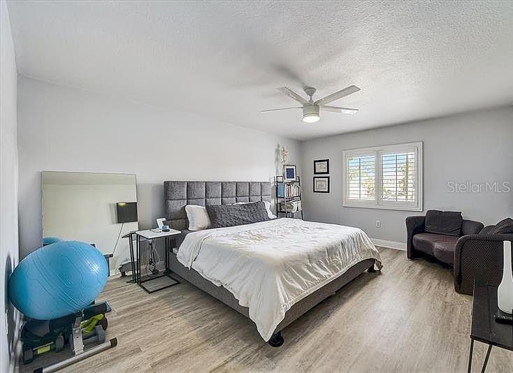 Image 22 of 32 For 6326 Grand Bahama Circle H