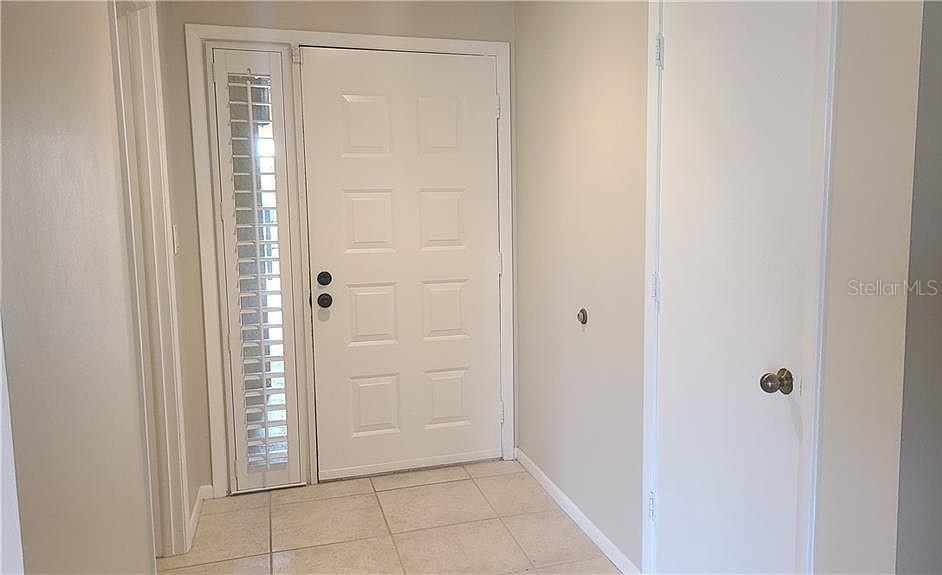 Image 4 of 32 For 6326 Grand Bahama Circle H