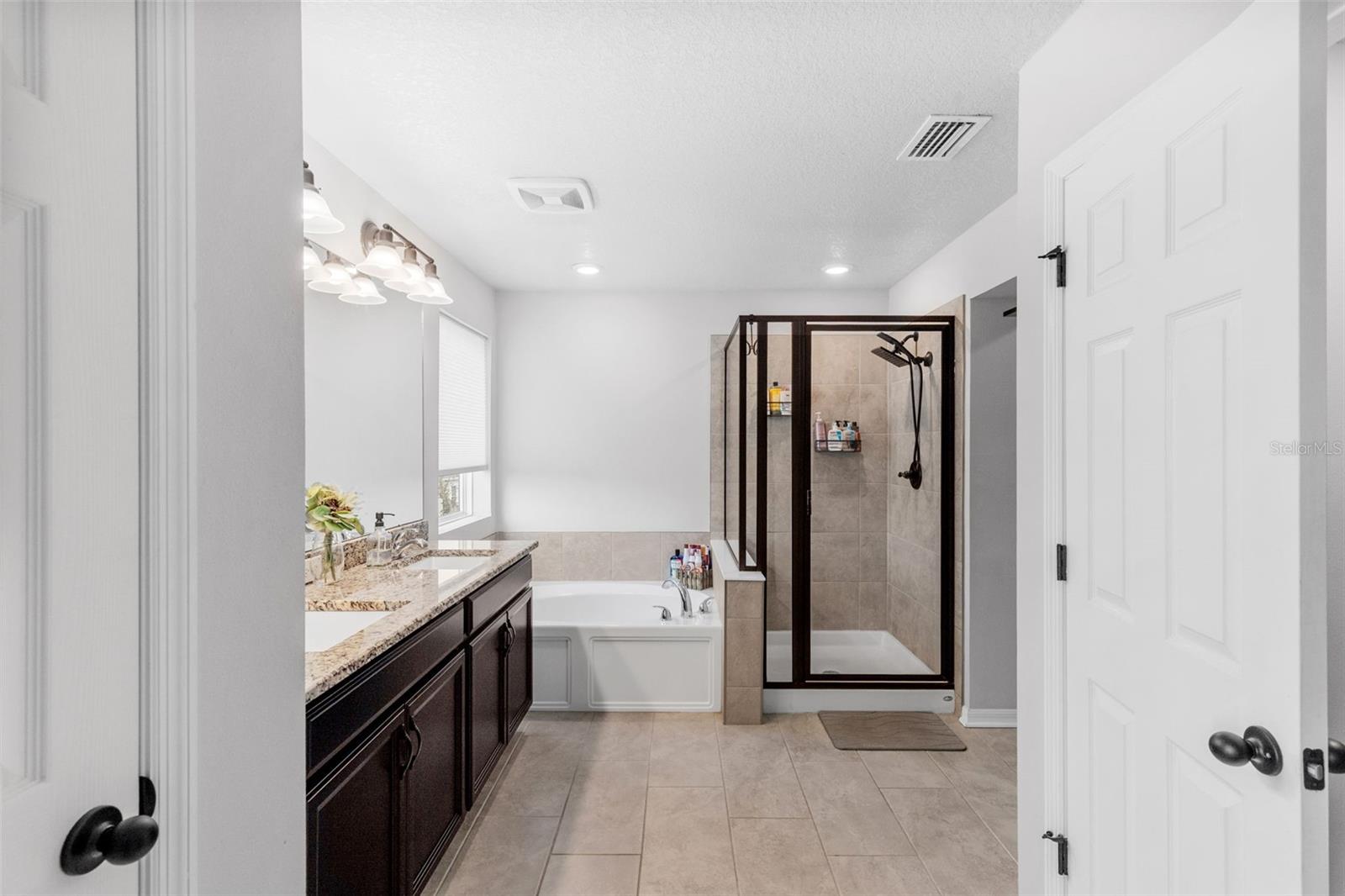 Image 34 of 56 For 5640 Silver Sun Drive