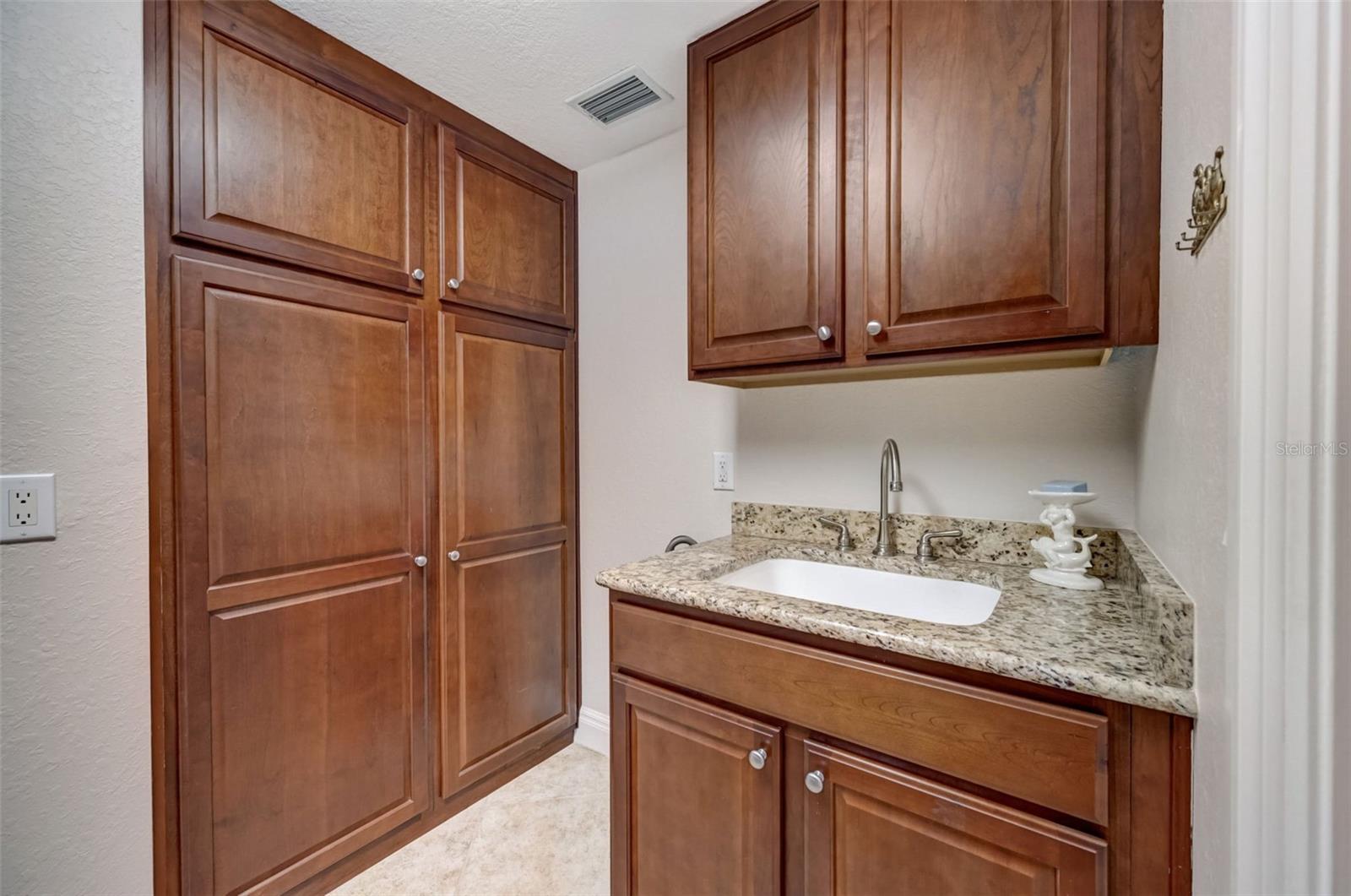 Image 9 of 100 For 2825 Terra Ceia Bay Boulevard 1504