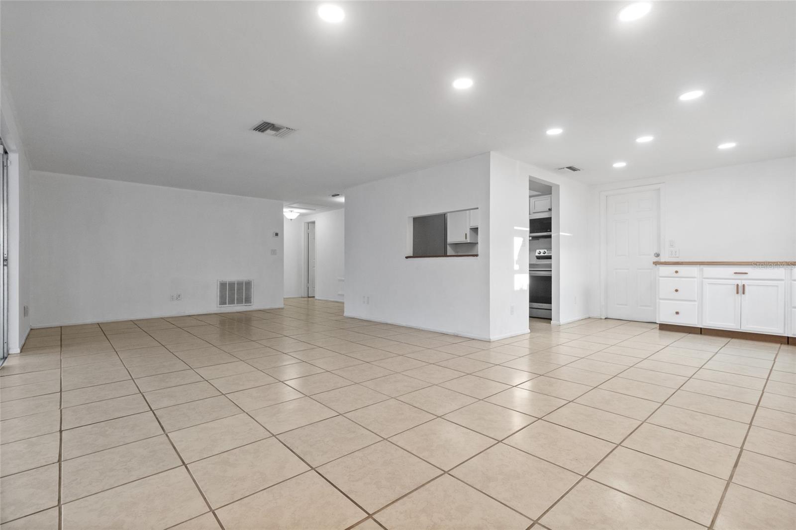 Image 16 of 30 For 3327 Garfield Drive