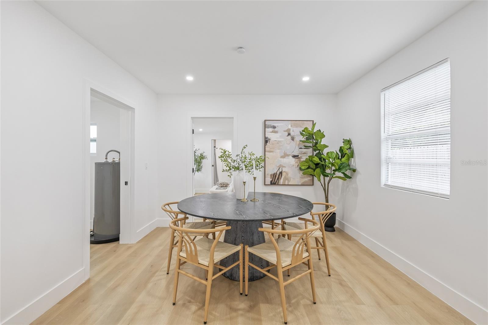 Image 13 of 34 For 4355 3rd Avenue N