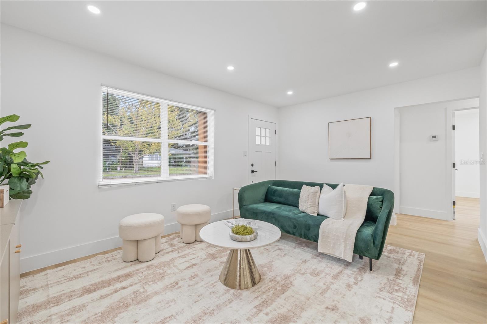Image 3 of 34 For 4355 3rd Avenue N