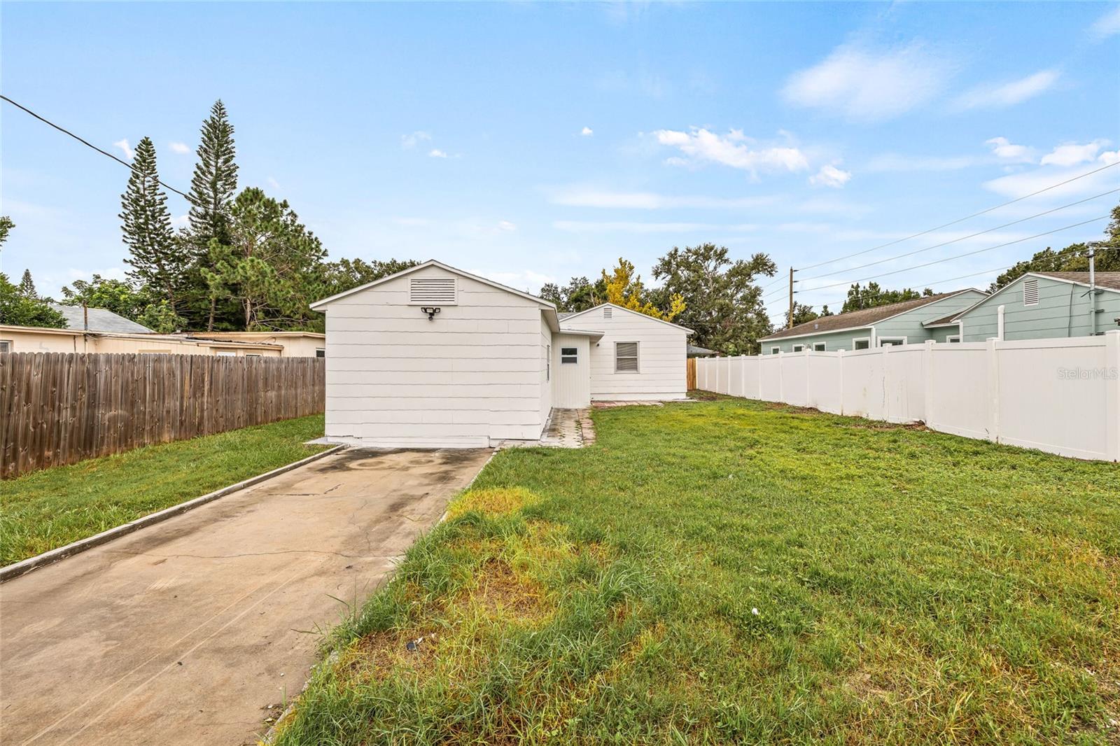 Image 30 of 34 For 4355 3rd Avenue N