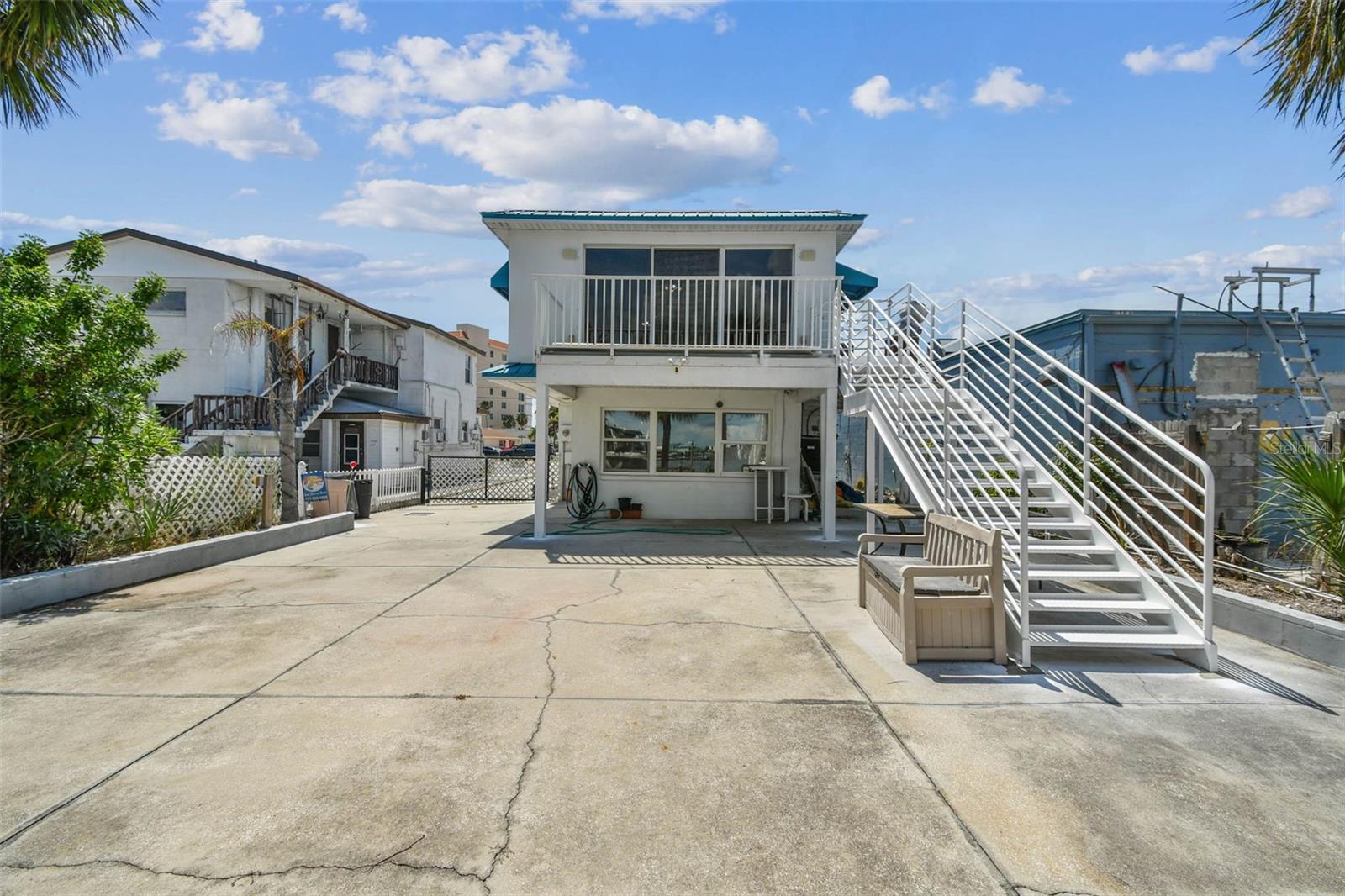 Image 18 of 93 For 17729 Gulf Boulevard