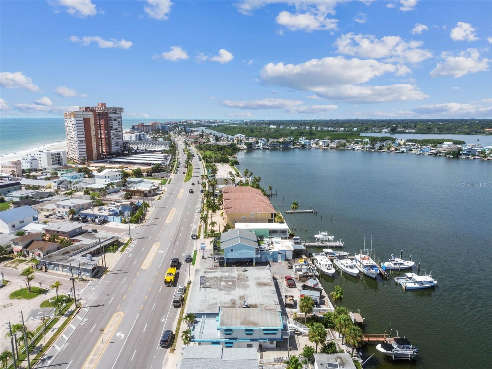 Image 34 of 93 For 17729 Gulf Boulevard