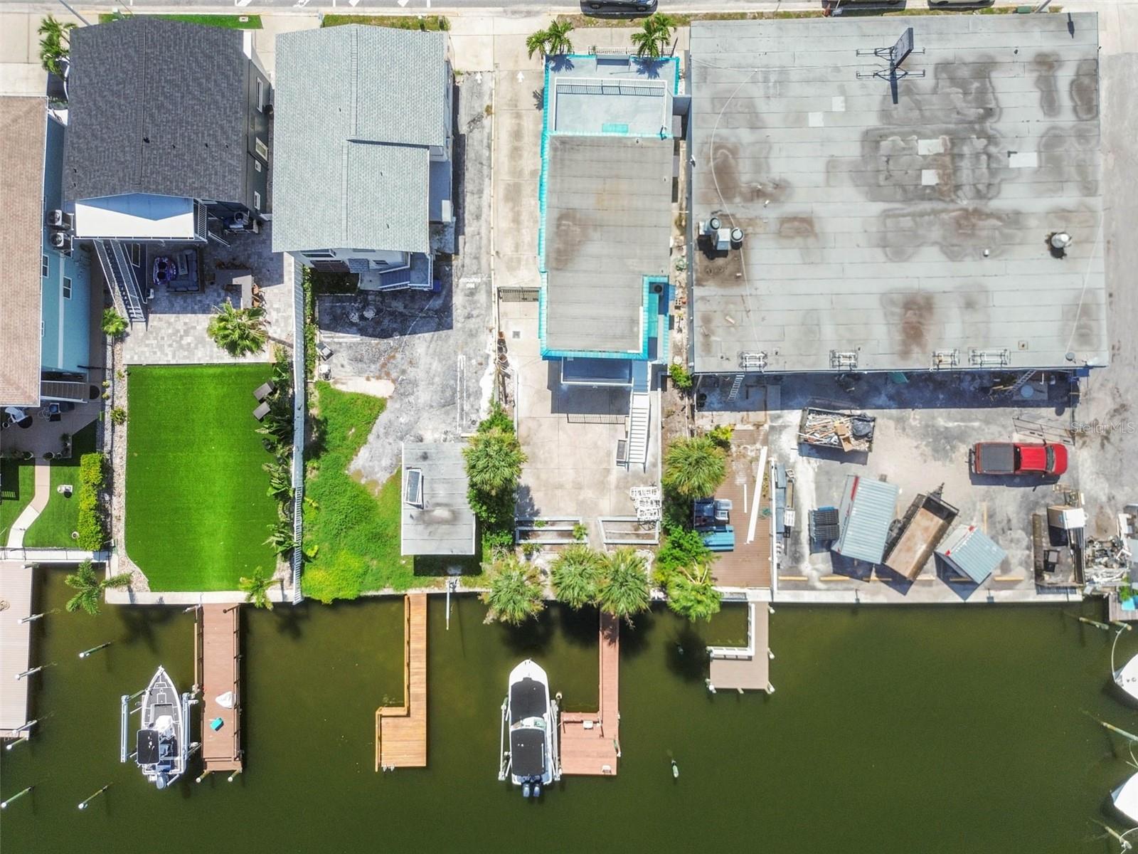Image 36 of 93 For 17729 Gulf Boulevard