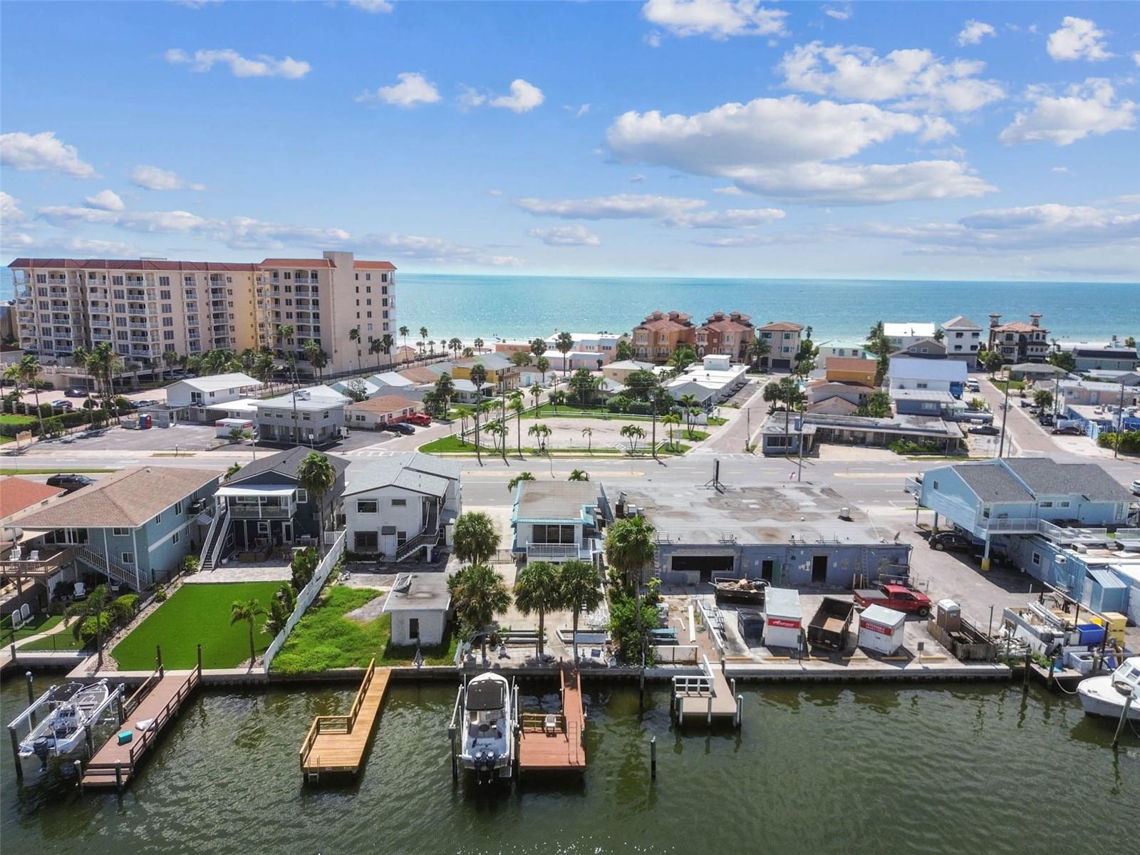 Image 42 of 93 For 17729 Gulf Boulevard