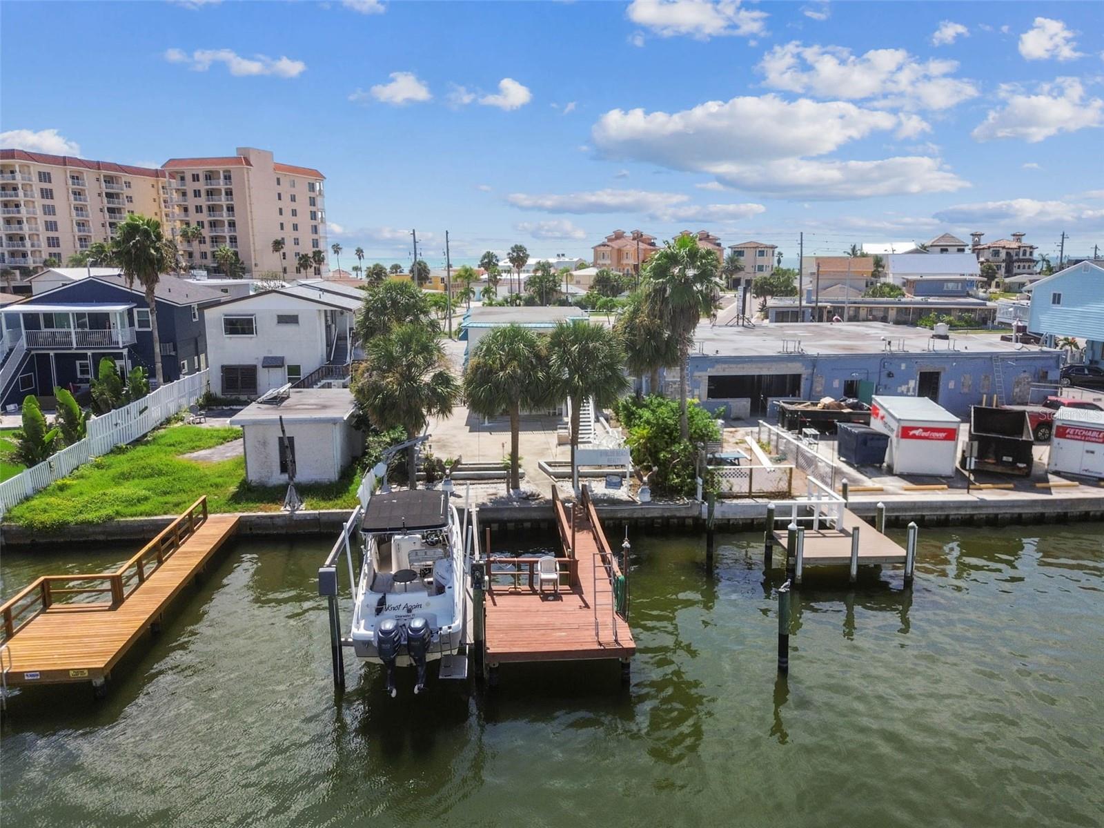 Image 45 of 93 For 17729 Gulf Boulevard