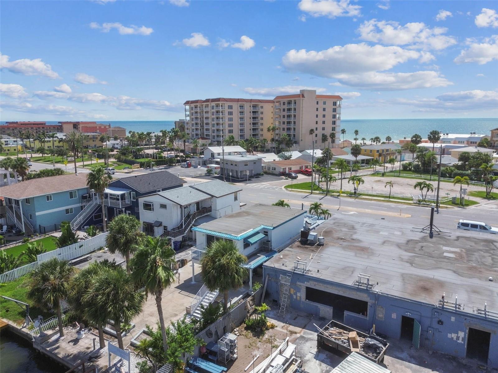 Image 49 of 93 For 17729 Gulf Boulevard