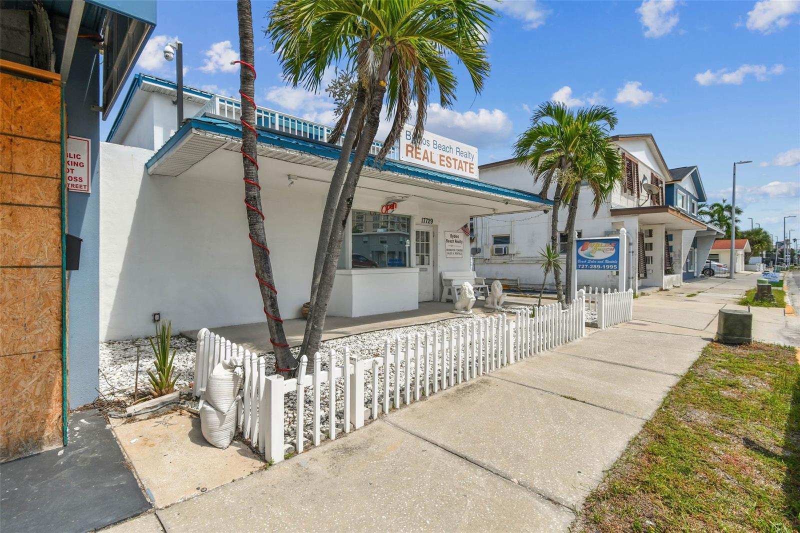 Image 51 of 93 For 17729 Gulf Boulevard
