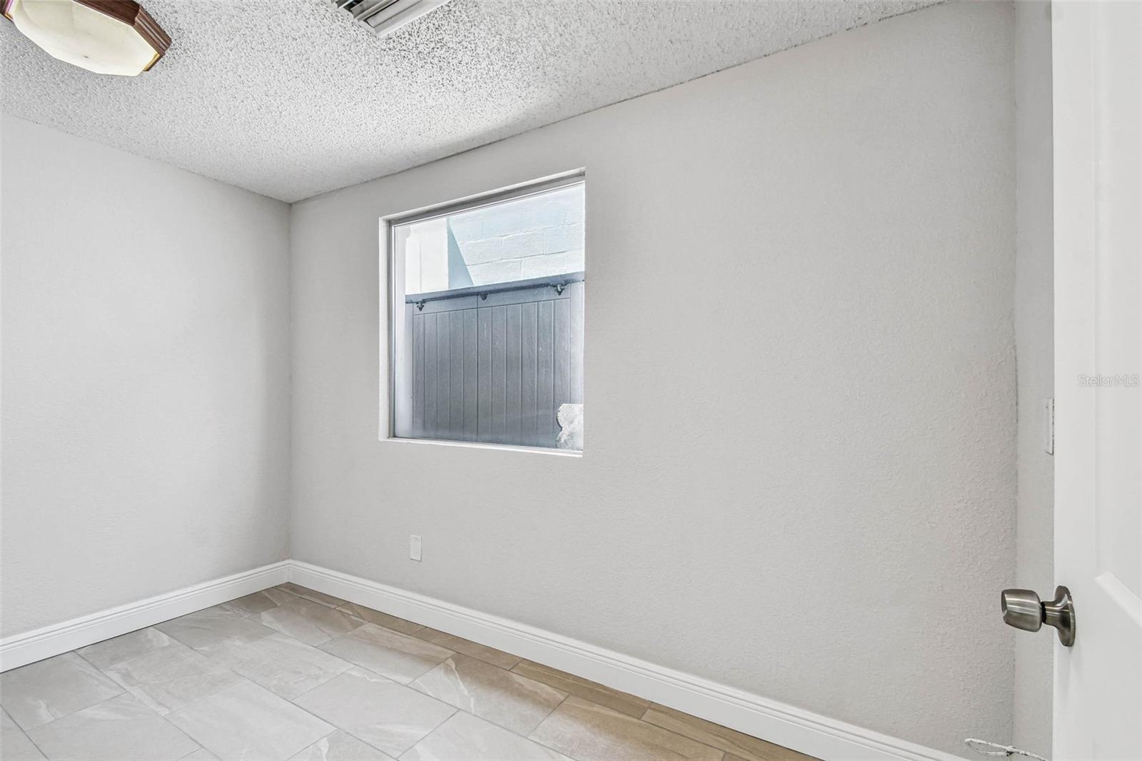 Image 55 of 93 For 17729 Gulf Boulevard