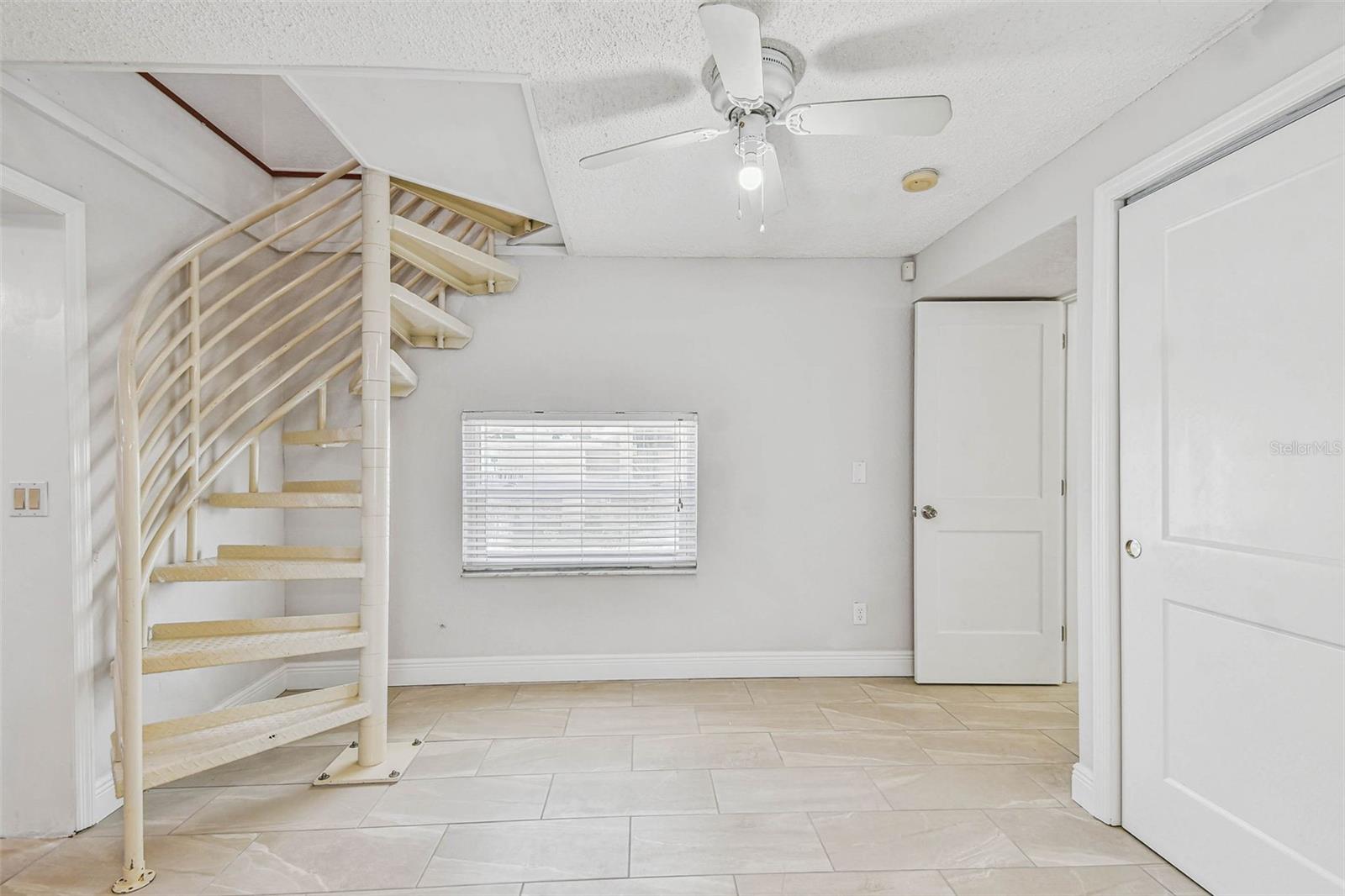 Image 75 of 93 For 17729 Gulf Boulevard