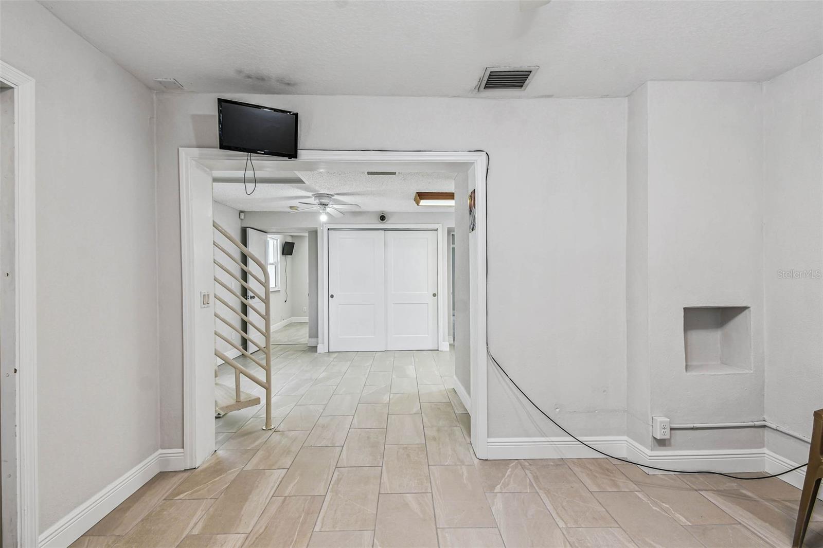 Image 81 of 93 For 17729 Gulf Boulevard