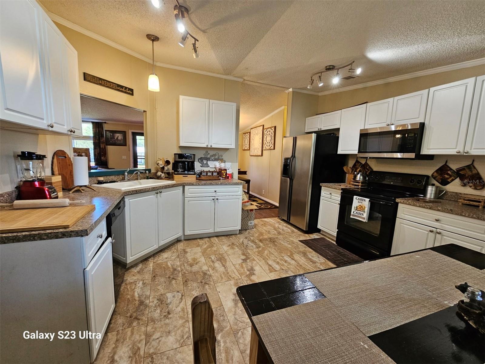 Image 12 of 23 For 10605 2nd Street