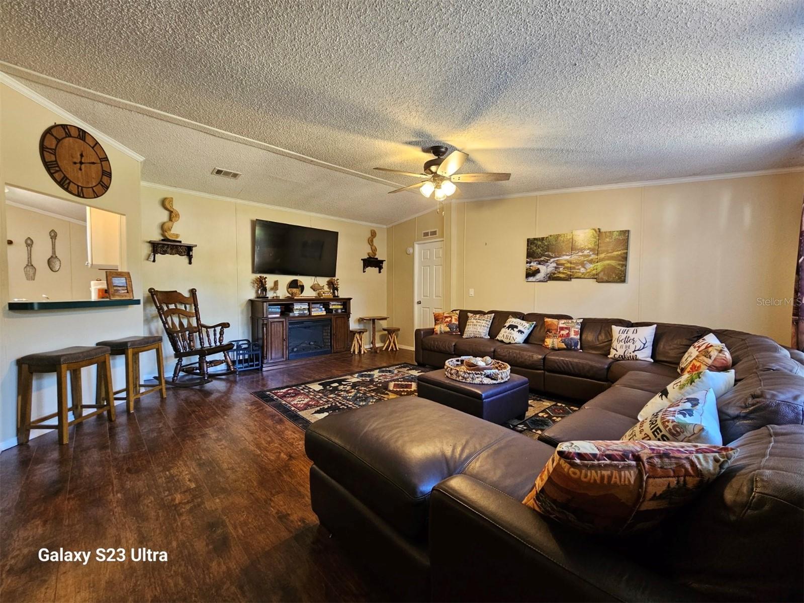 Image 6 of 23 For 10605 2nd Street