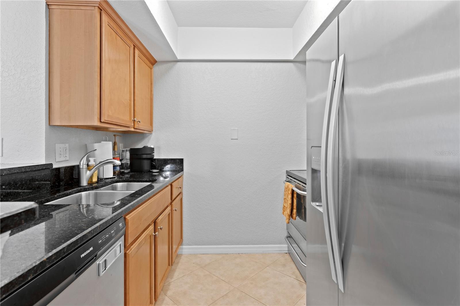 Image 10 of 44 For 710 Lyndhurst Street 221
