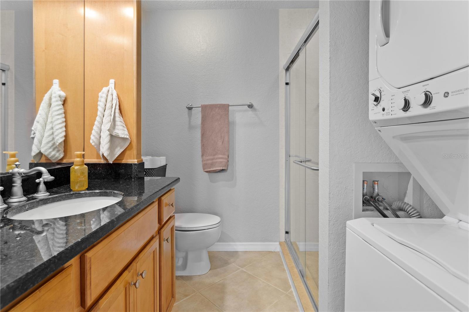 Image 14 of 44 For 710 Lyndhurst Street 221
